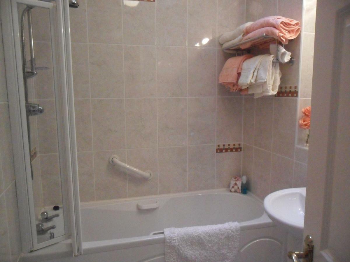 Croi An Bhaile Luxury Apartment Росс-Карбери Экстерьер фото